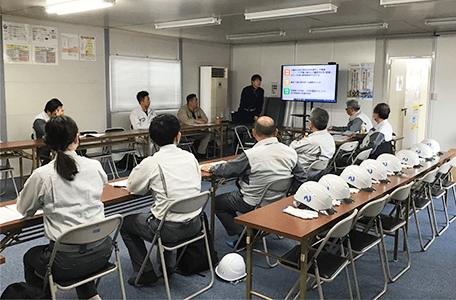 所長の施工状況説明